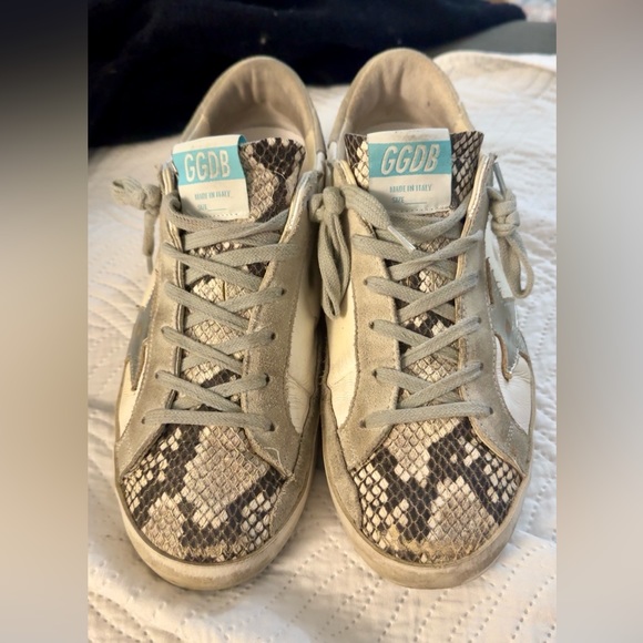 Golden Goose Superstars - Picture 1 of 7